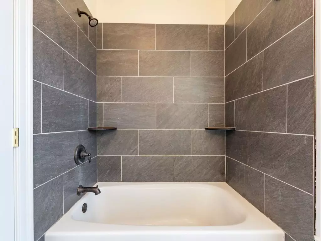 375 St. Paul Street Apt 3 – June 1, 2027
