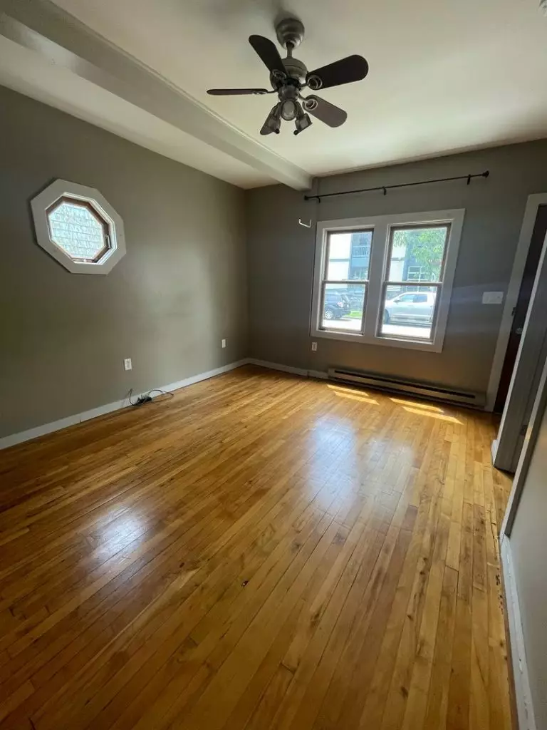 Newly Renovated 2 Bedroom Available! Available June 1st, 2027!