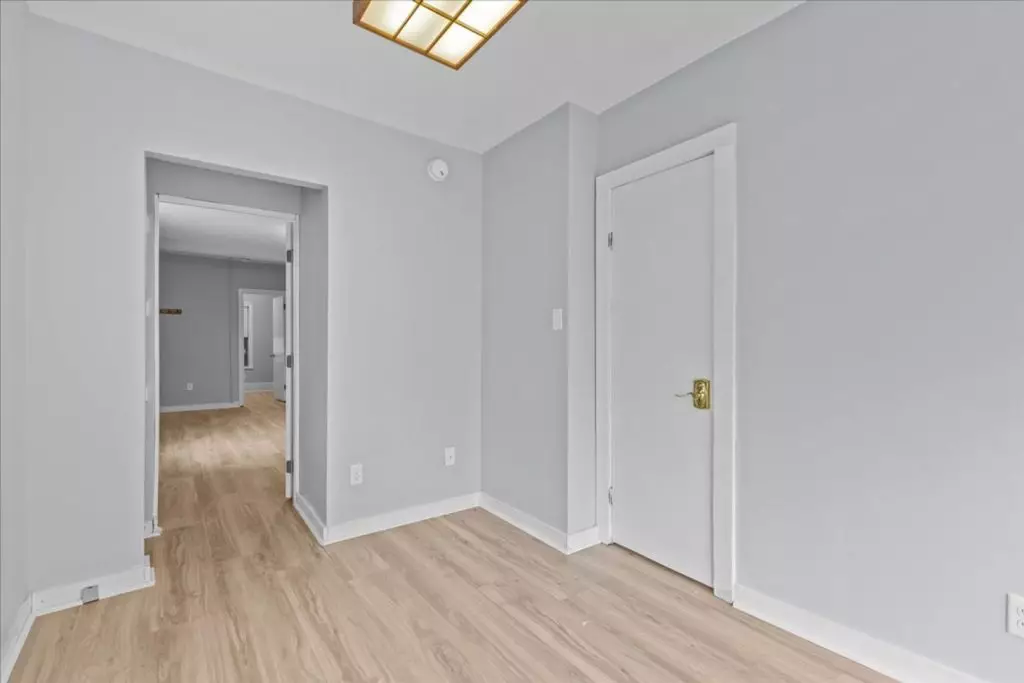 79 Archibald St #1, Burlington, VT | 2 Bedroom Apartment in Old North End | December 5, 2026