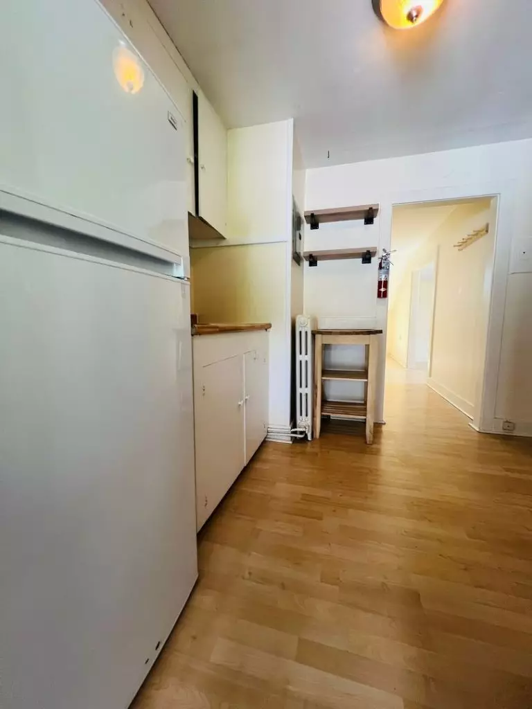 360-364 S Winooski Ave APT C – June 1st 2027