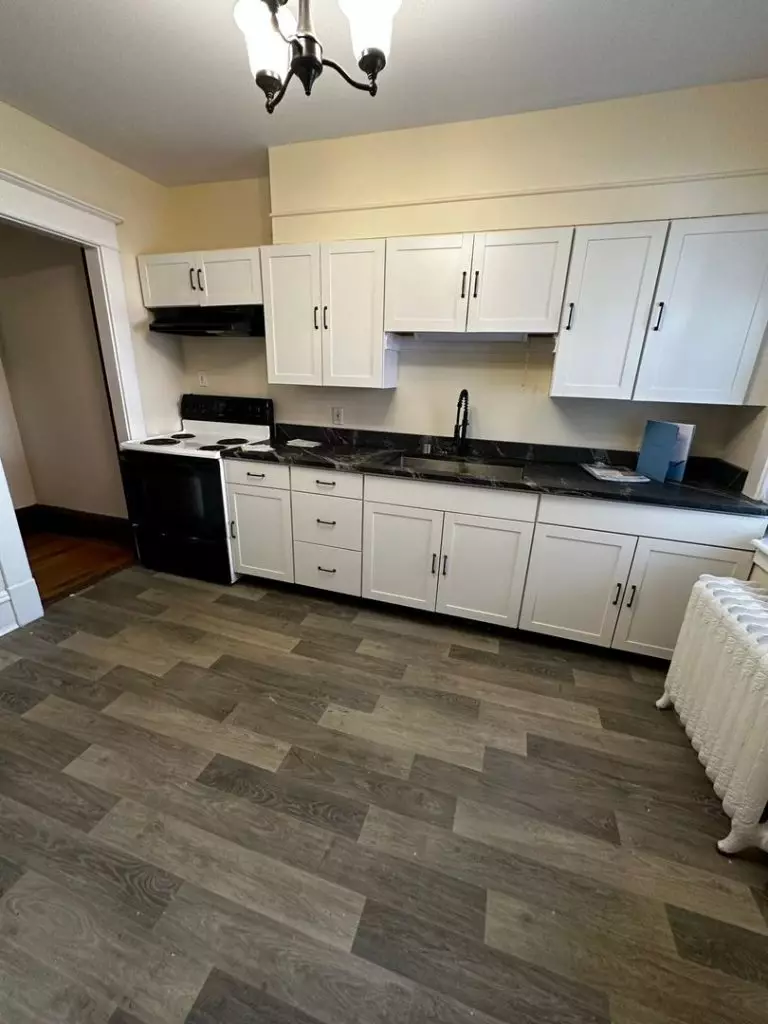 ONE BEDROOM AVAILABLE – August 1st, 2027