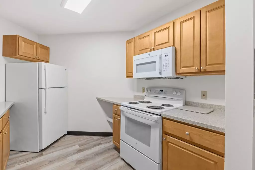 Available Now – 2 Bedroom 55+ Independent Senior Living Apartment in Williston, VT – Utilities Included
