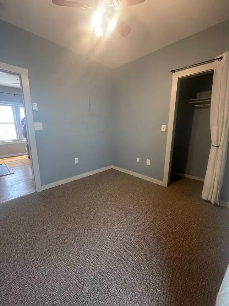 Newly Renovated 2 Bedroom Available! Available June 1st, 2027!