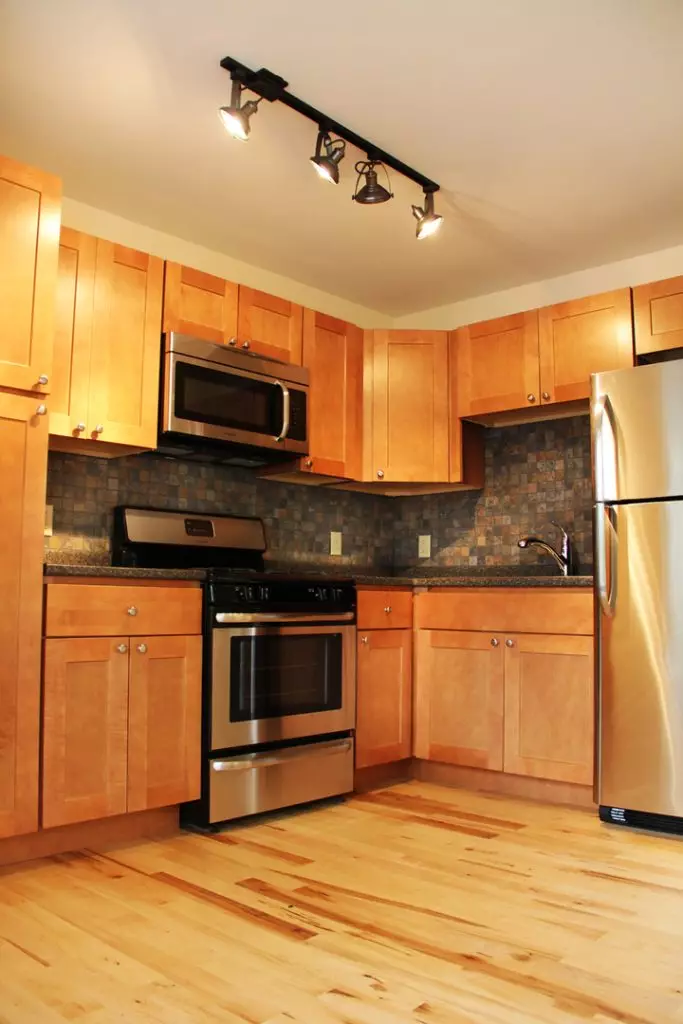 116 North Winooski Ave #10, Burlington, VT | Newly Renovated 2 Bedroom Apartment | June 2027