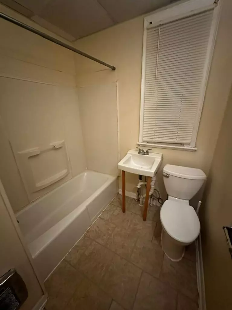 Two Bedroom Apartment in South End | Off-Street Parking