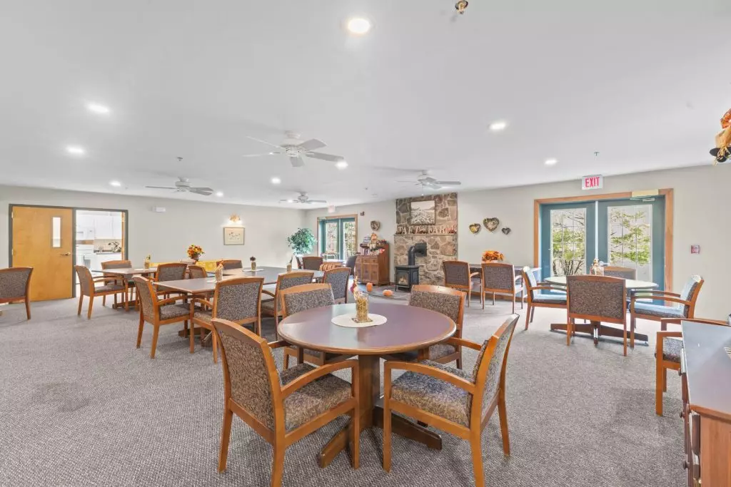 Available Now – 2 Bedroom 55+ Independent Senior Living Apartment in Williston, VT – Utilities Included