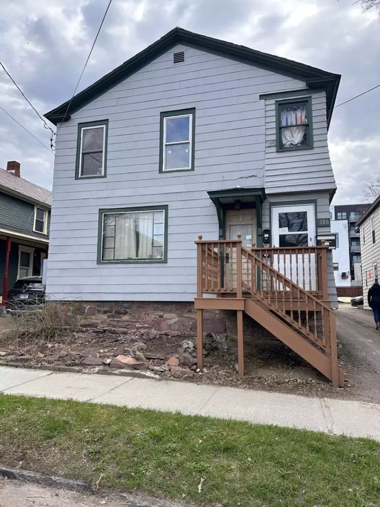 1 Bedroom Apartment in South End | Off-Street Parking