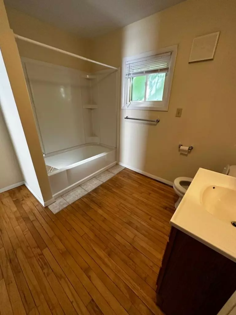 LARGE ONE BEDROOM AVAILABLE – JUNE 1ST, 2027