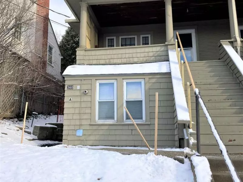 360-364 S Winooski Ave APT A – June 1st 2027