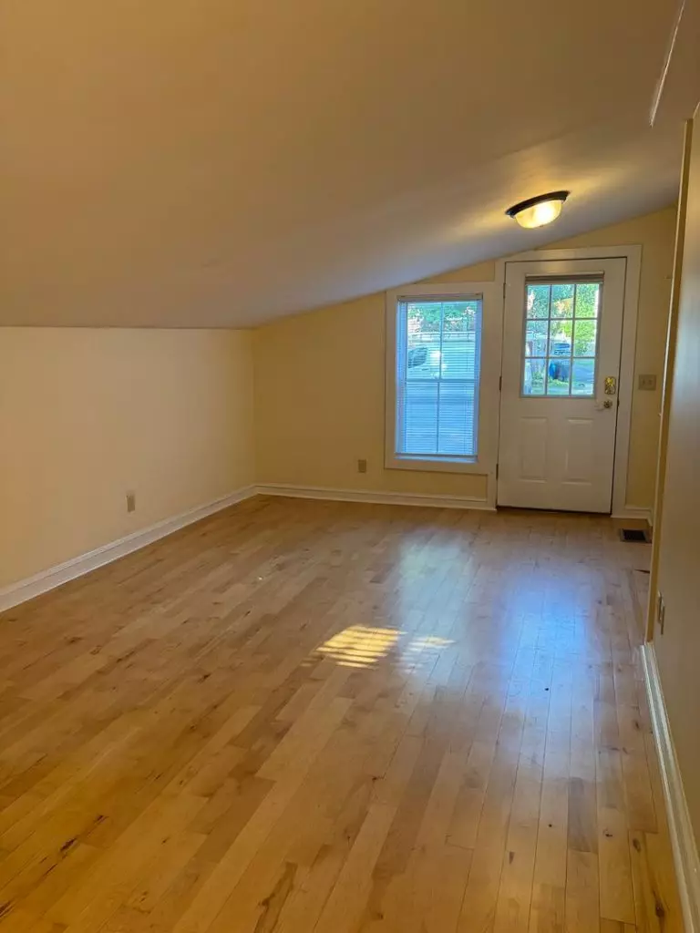 1 Bedroom Apartment in Old North End | Off-Street Parking