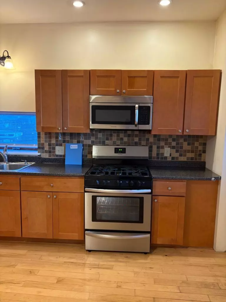 1 Bedroom Apartment in Old North End | Off-Street Parking