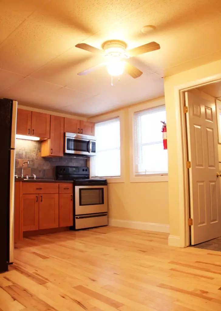100 North St #4, Burlington, VT | Renovated Studio Apartment in Old North End | June 2027