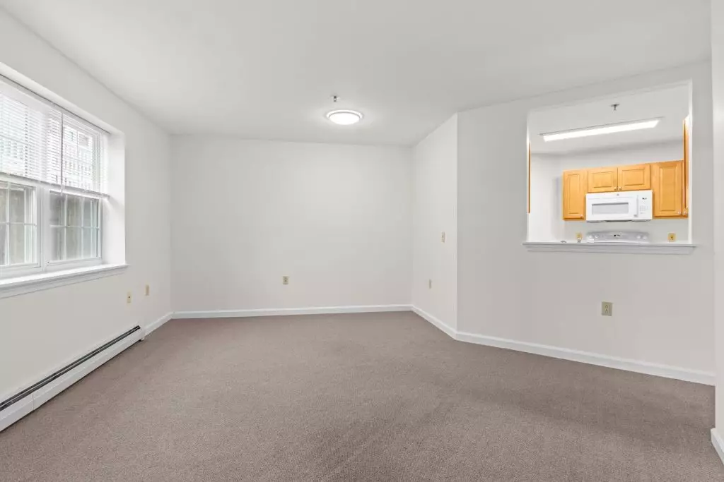 Available Now – 2 Bedroom 55+ Independent Senior Living Apartment in Williston, VT – Utilities Included