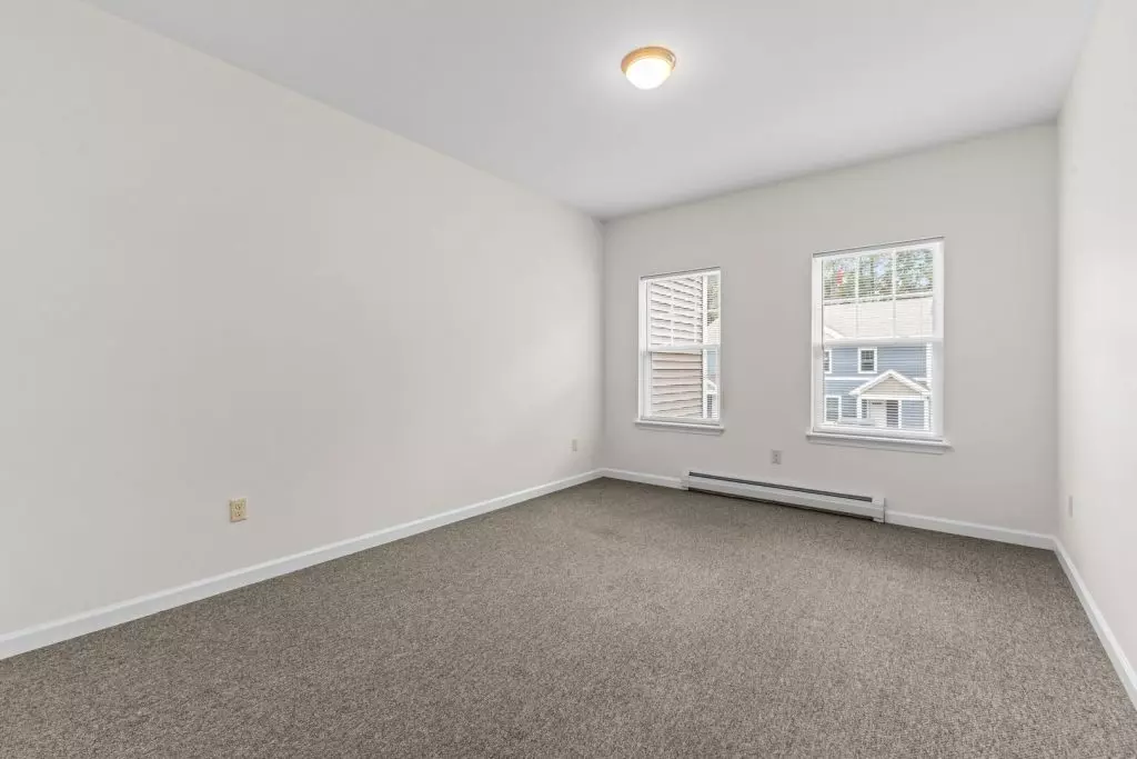 Available Now – Modern 2 Bedroom, 2 Bathroom Apartment in Essex, VT – Heat & Hot Water Included