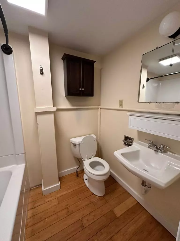 87 String St Apt B, Burlington, VT | 2 Bedroom Apartment Near UVM & Downtown | June 2027