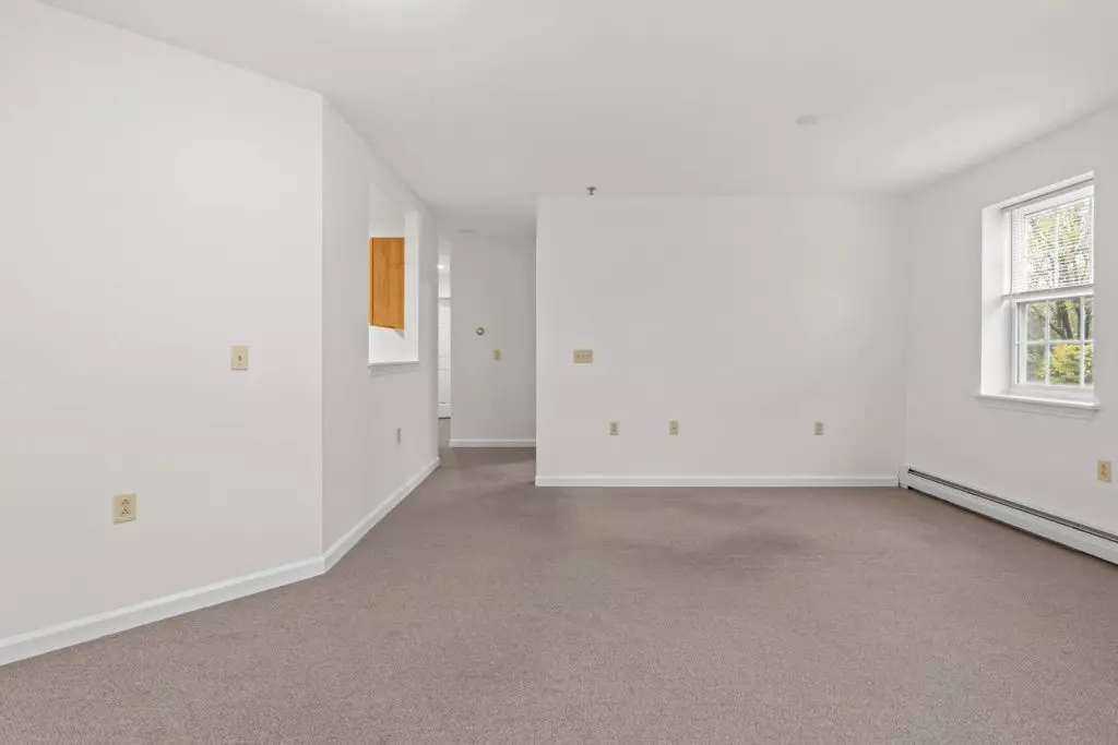 Available Now – 2 Bedroom 55+ Independent Senior Living Apartment in Williston, VT – Utilities Included