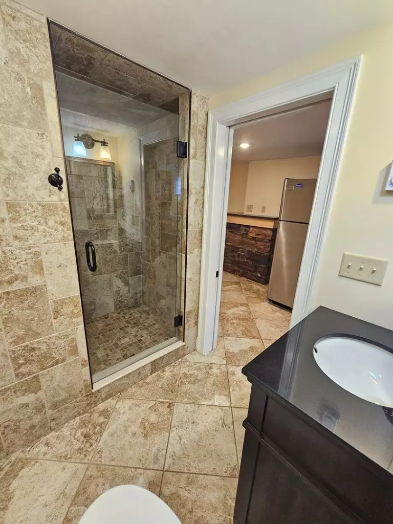 One Bedroom in South End | Modern Finishes