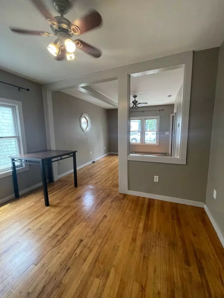 Newly Renovated 2 Bedroom Available! Available June 1st, 2027!