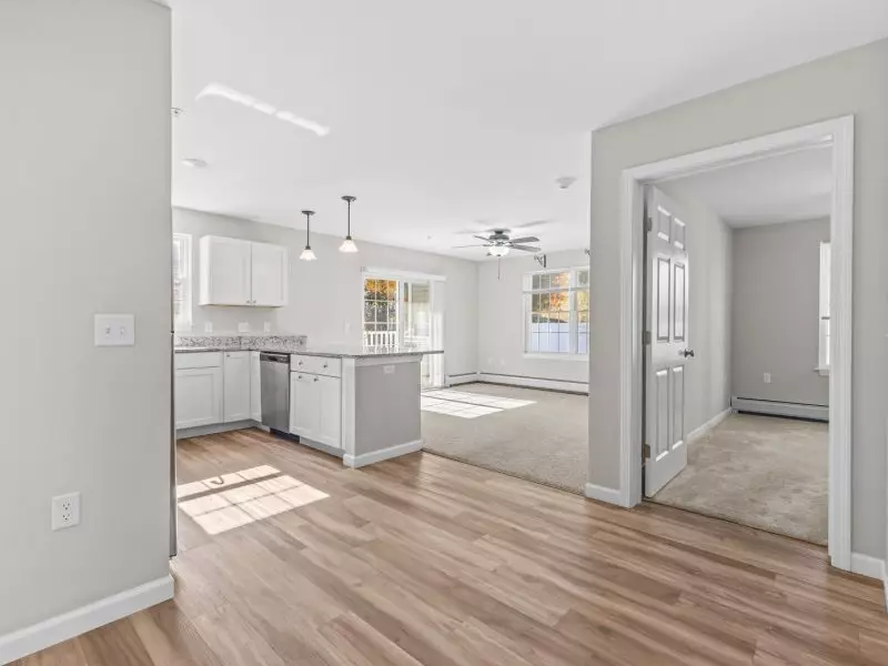 2 Bedroom Apartment in Essex | 55+ Community | On-Site Laundry