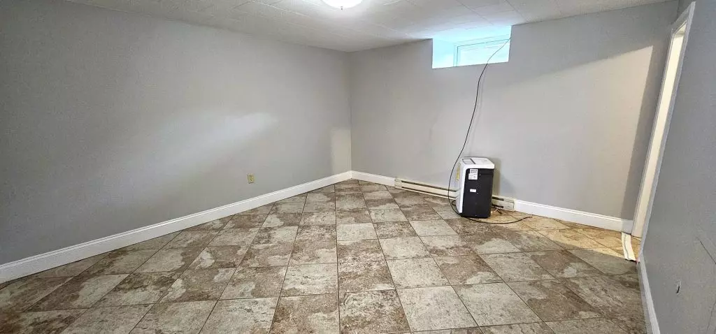 One Bedroom in South End | In-unit Washer and Dryer