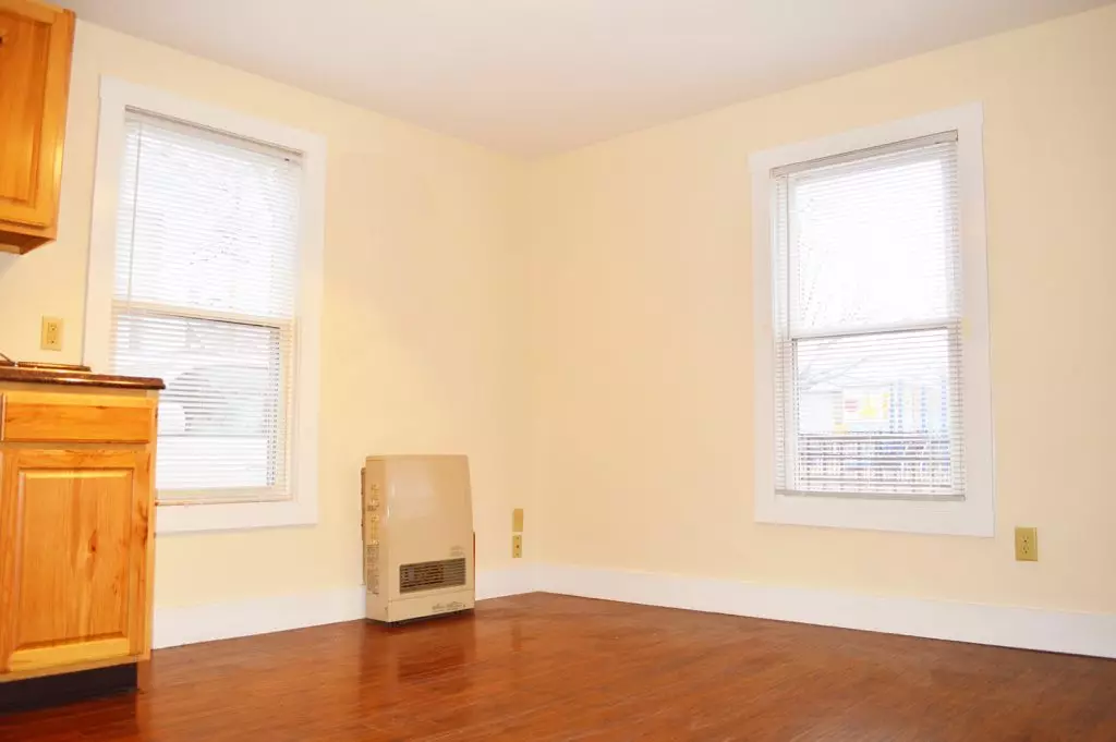 72 Murray Street #4 – June 1st, 2027