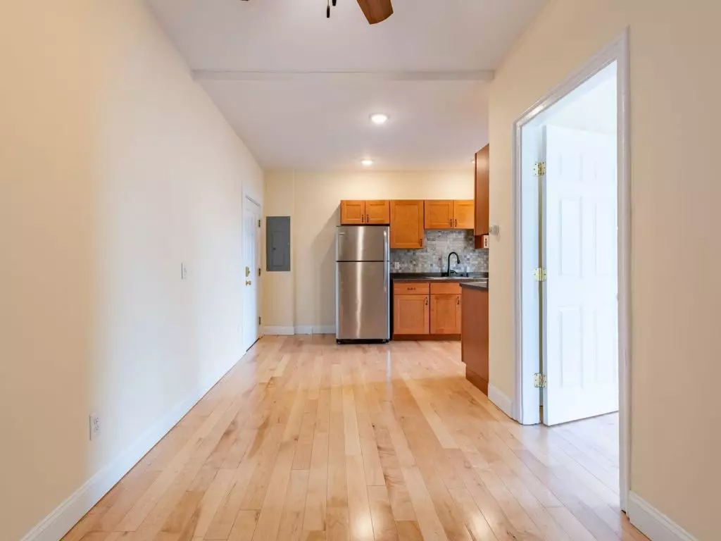 375 St. Paul Street Apt 3 – June 1, 2027
