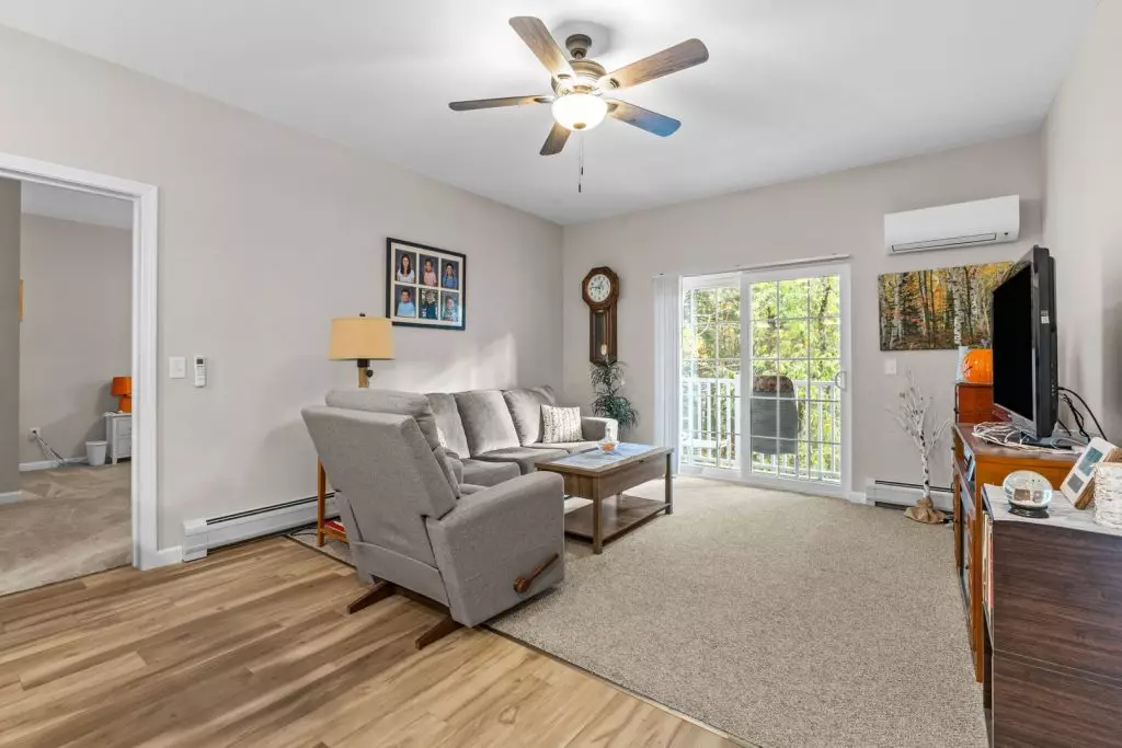 2 Bedroom Apartment in Essex | 55+ community | On-Site Laundry