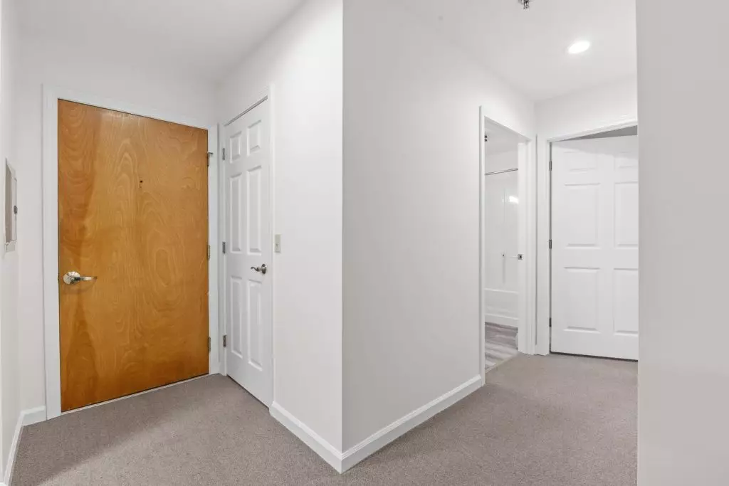 Available Now – 2 Bedroom 55+ Independent Senior Living Apartment in Williston, VT – Utilities Included