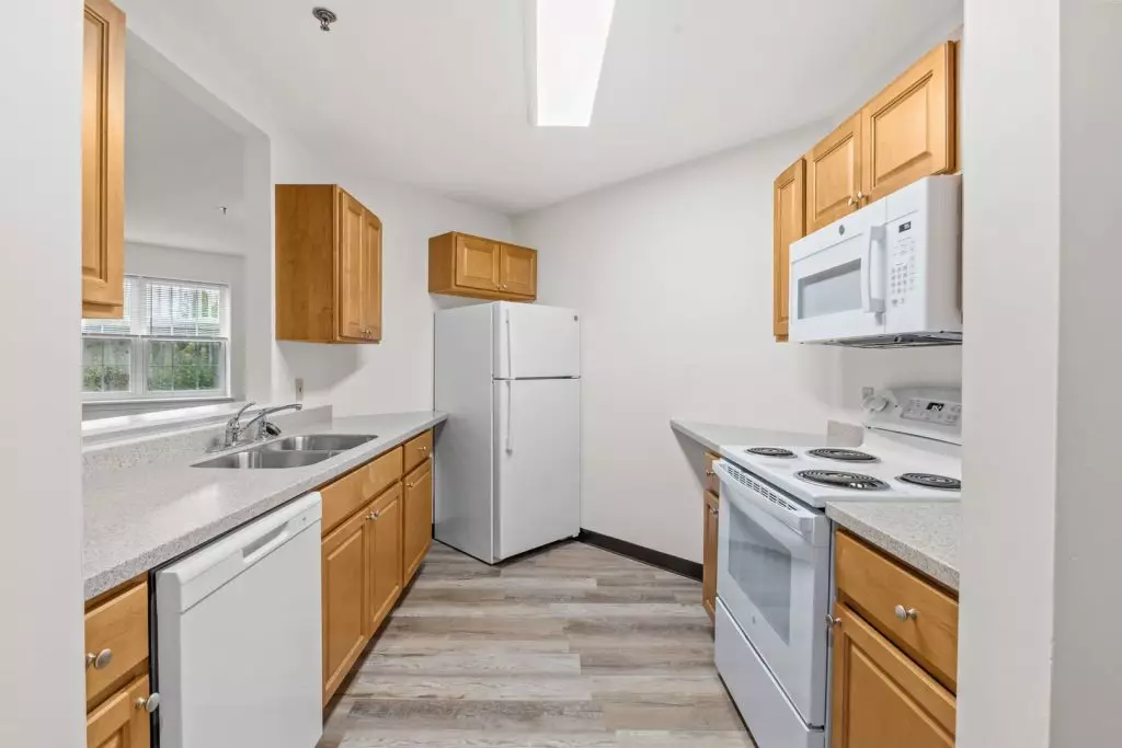 Available Now – 2 Bedroom 55+ Independent Senior Living Apartment in Williston, VT – Utilities Included