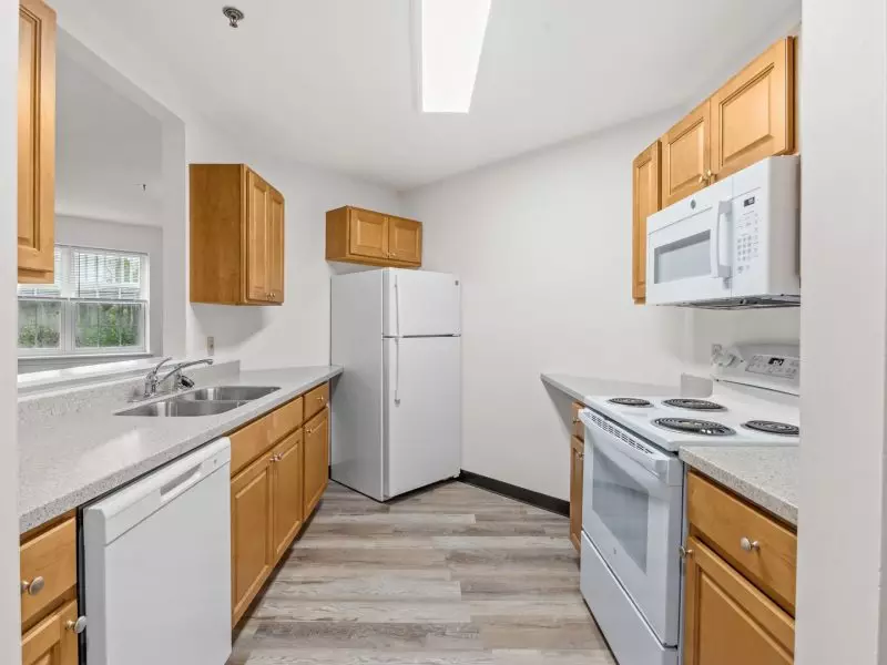 Available Now – 2 Bedroom 55+ Independent Senior Living Apartment in Williston, VT – Utilities Included