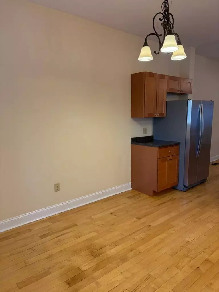 1 Bedroom Apartment in Old North End | Off-Street Parking