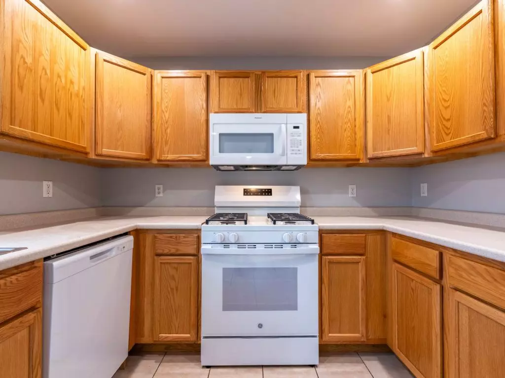 Two Bedroom Apartment Available in the New North End Available Starting June 1st!