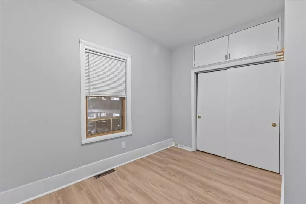 79 Archibald St #1, Burlington, VT | 2 Bedroom Apartment in Old North End | December 5, 2026