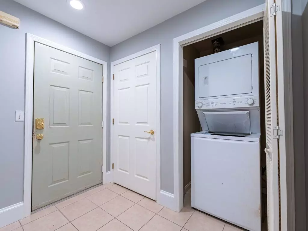 Two Bedroom Apartment Available in the New North End Available Starting June 1st!