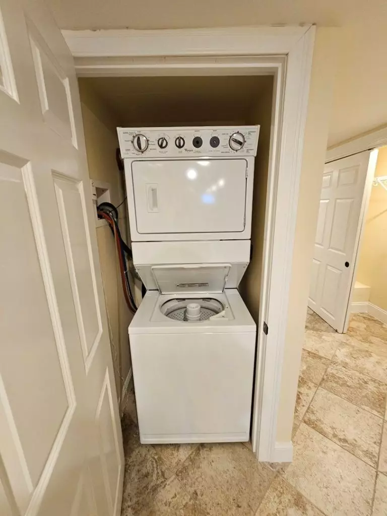 One Bedroom in South End | Modern Finishes