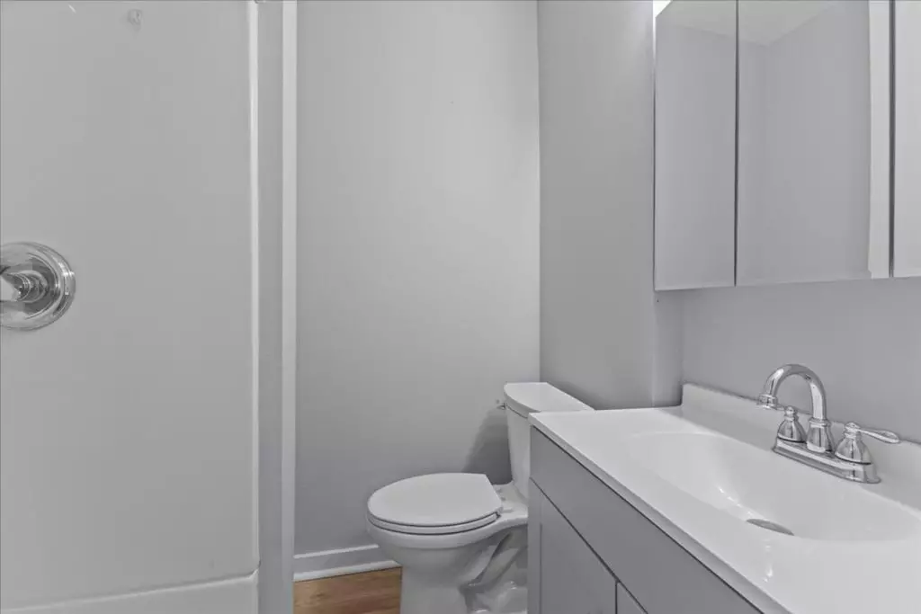 79 Archibald St #1, Burlington, VT | 2 Bedroom Apartment in Old North End | December 5, 2026