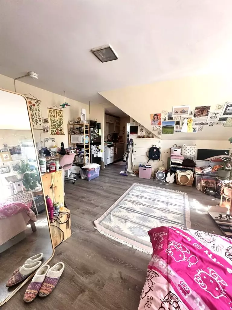 Studio Apartment in Hill Section | Hot Water Included
