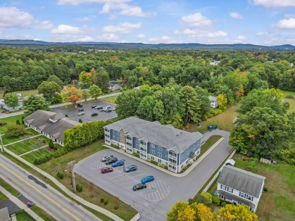 2 Bedroom Apartment in Essex | 55+ community | On-Site Laundry