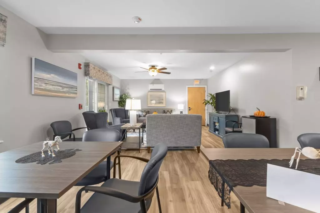 Available November 1st – 2 Bedroom, 2 Bathroom 55+ Independent Senior Living Apartment in Essex, VT – Pinecrest