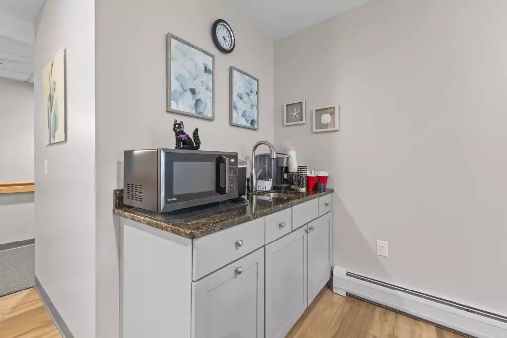 Available November 1st – 2 Bedroom, 2 Bathroom 55+ Independent Senior Living Apartment in Essex, VT – Pinecrest